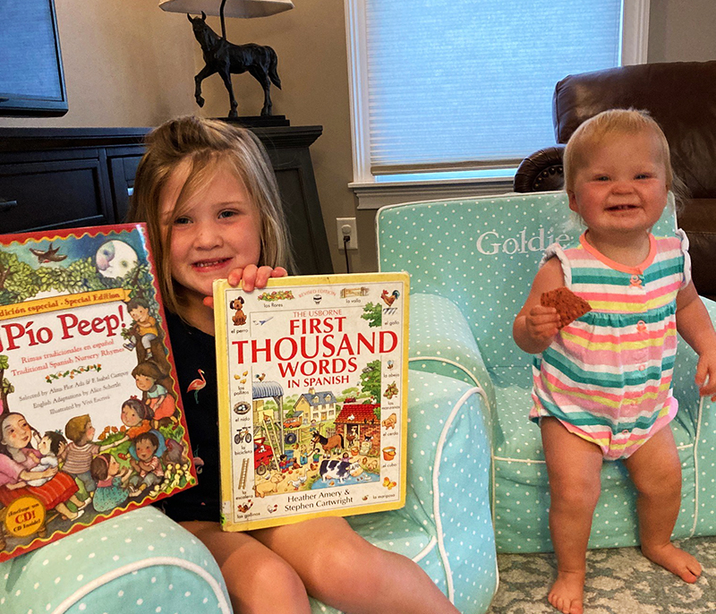 Poppy and Goldie love to read!